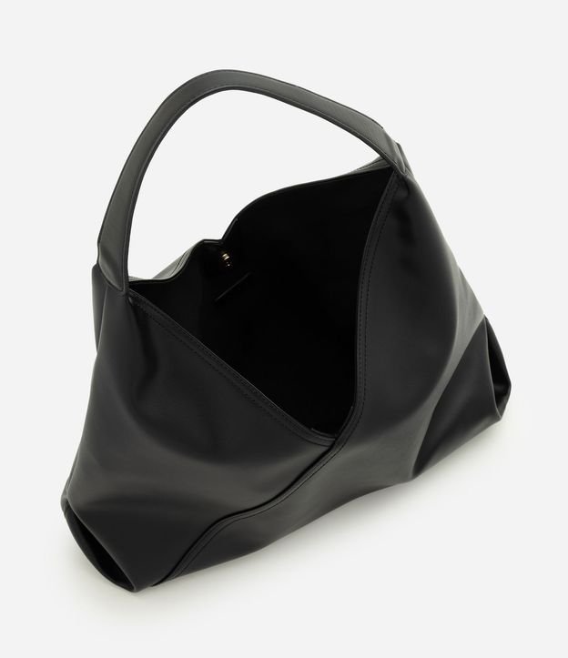 Cartera Hobo Mediana en PU con Recortes Estructurados 5