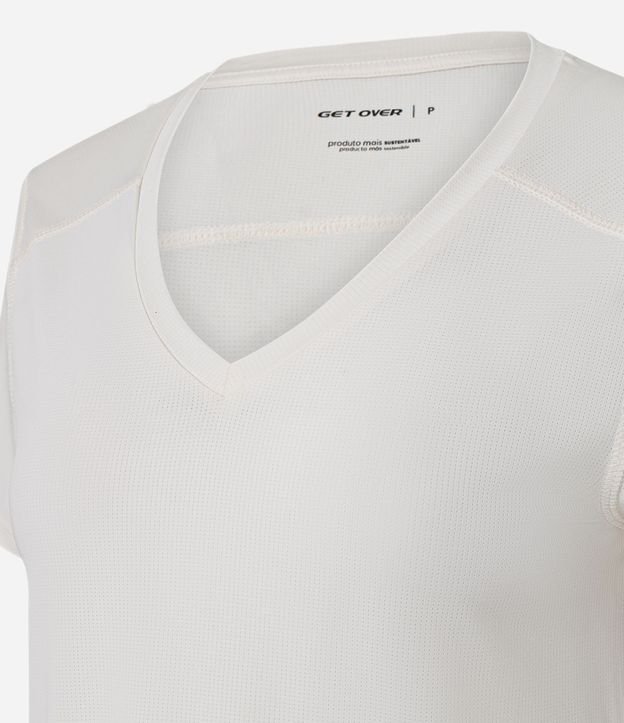 Remera Deportiva en Microfibra Agujerada con Ruedo Mullet 6