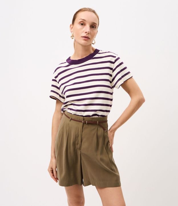 Short Suelto con Cinturón Fino en Rafia 2