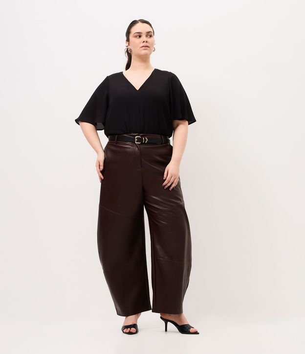 Blusa Crepé Escote V Curve & Plus Size 5