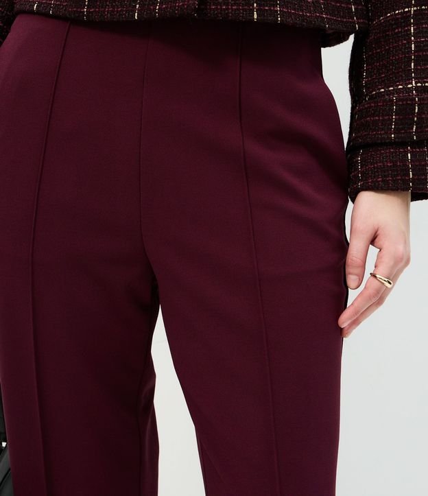 Pantalón Afunilado de Crepé con Ruedo Encurtado 4