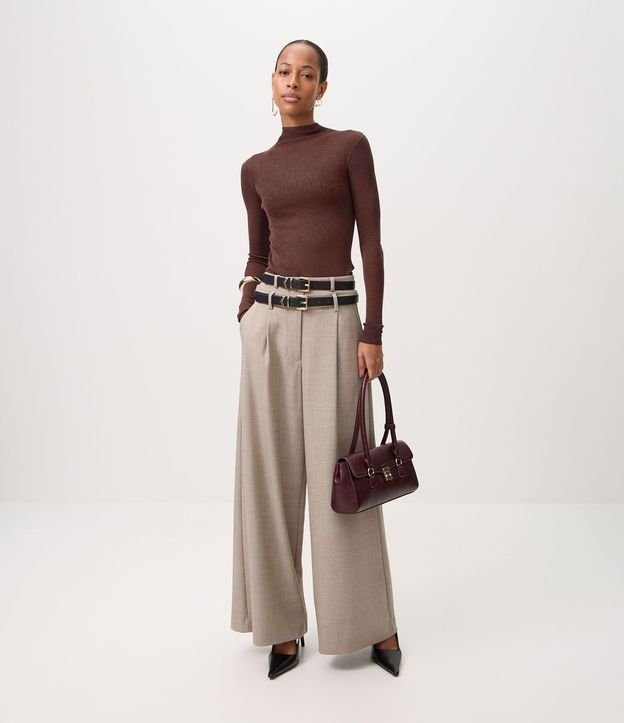 Blusa Regular en Punto con Leve Transparencia 2