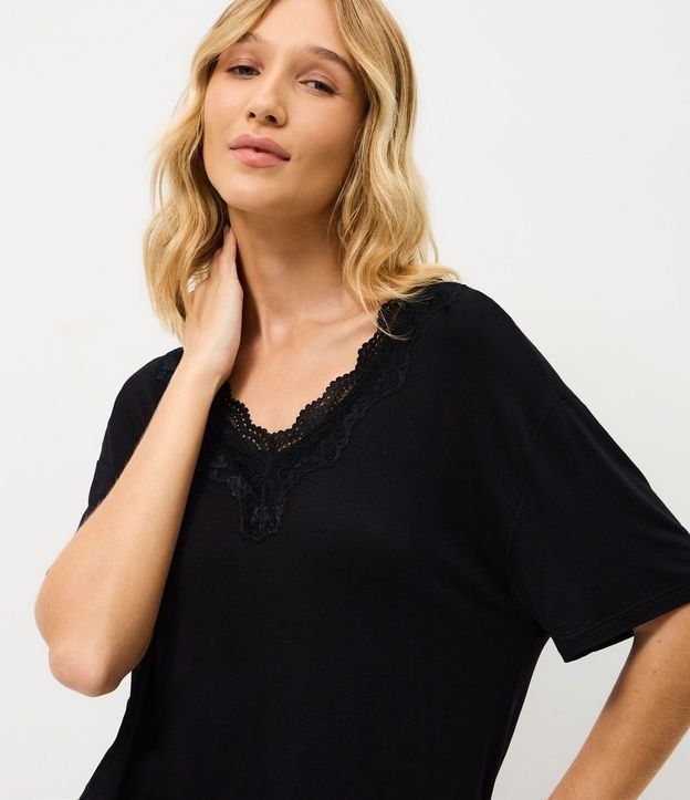 Pijama en Viscolycra con Encaje en el Cuello 3
