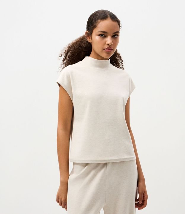 Blusa en Rib con Cuello Alto