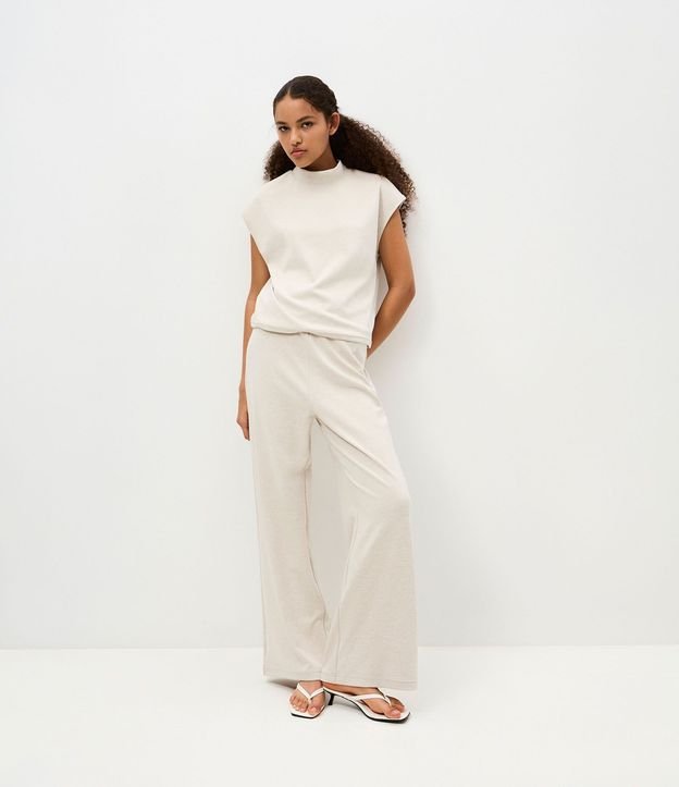 Pantalón en Rib con Modelo Recta