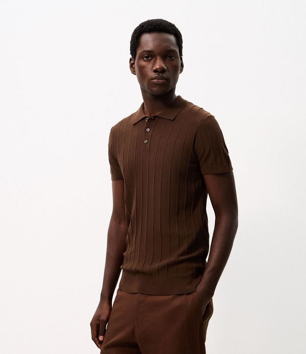 Camisa Polo en Punto con Textura Vertical 4