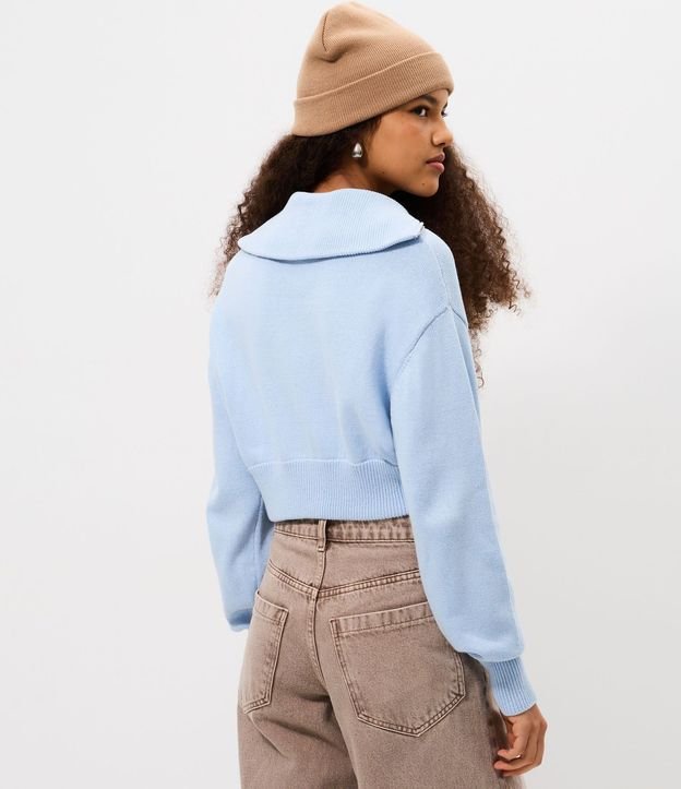 Campera Cropped en Punto con Cremallera Contínua 4
