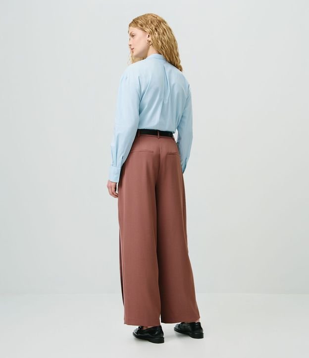 Pantalón Wide Leg Sastrería con Cinturón y Detalle de Cadena 5