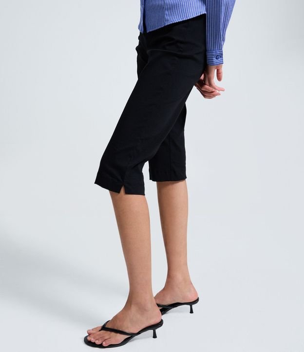 Pantalón Capri Básica en Bengalina 3