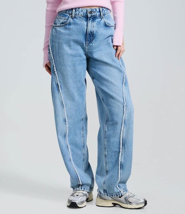 Pantalón Baggy en Jeans con Bordado Deshilachado y Cintura Mediana 2