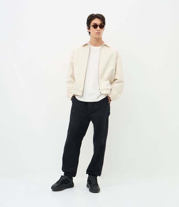 Pantalón Jogger Liso en Sarga