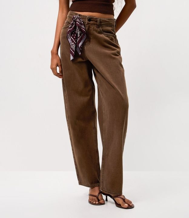 Pantalón Baggy en Jeans con Cintura Mediana y Pañuelo Decorativo 2