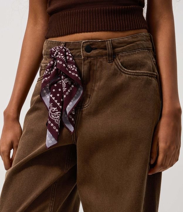 Pantalón Baggy en Jeans con Cintura Mediana y Pañuelo Decorativo 3