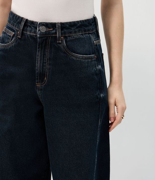 Pantalón de Jean New Carrot Remaches con Cintura Alta 4