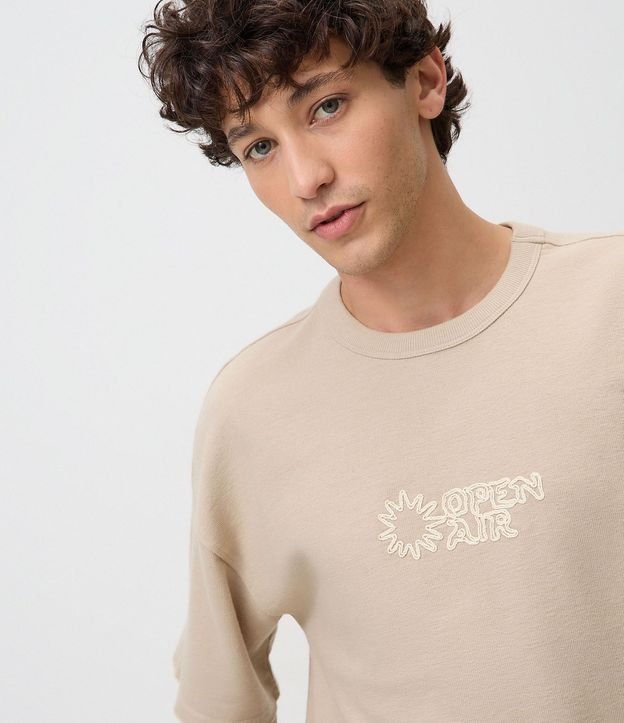 Remera Manga Corta con Lettering Open Air