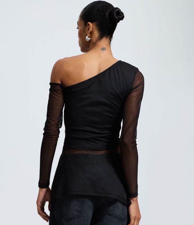 Blusa Asimétrica en Tule con Encaje 4