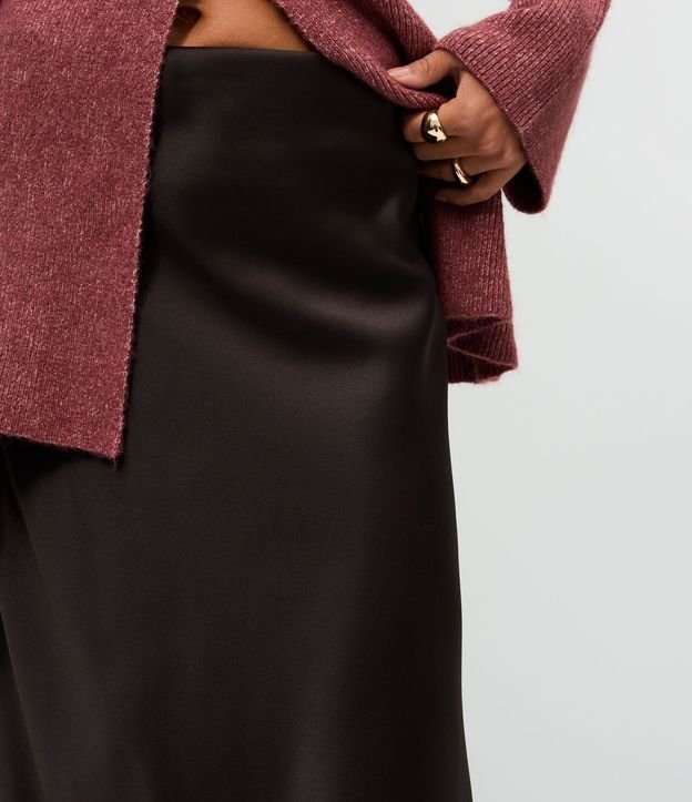 Pollera Midi Satinada Lisa Evasê 4