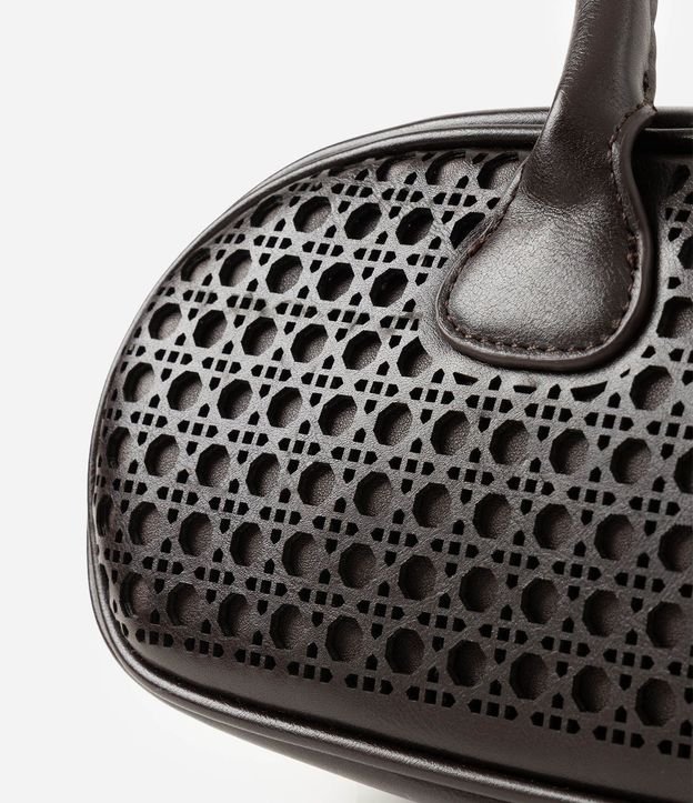 Cartera Bowling Grande en PU con Trama Vazada 6