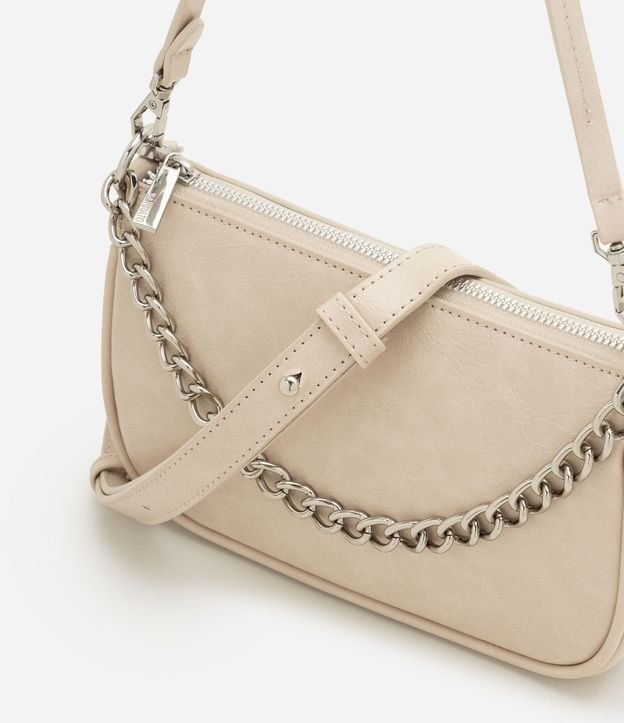 Cartera Baguette Pequeña con Cadena Metálica 5