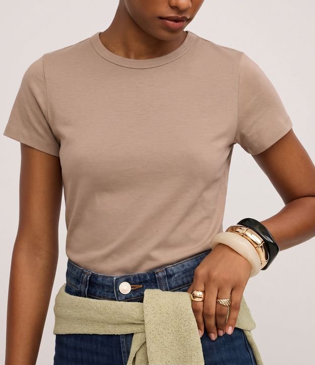 Blusa Slim Básica en Algodón Peruano con Cuello Redondo 3