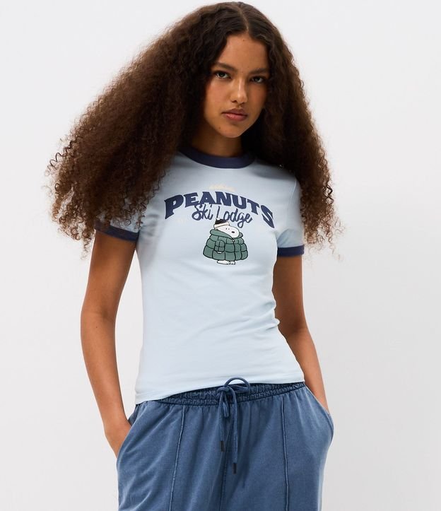 Remera Manga Corta Snoopy con Detalles Contrastantes 3