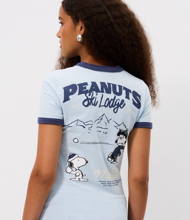 Remera Manga Corta Snoopy con Detalles Contrastantes 4