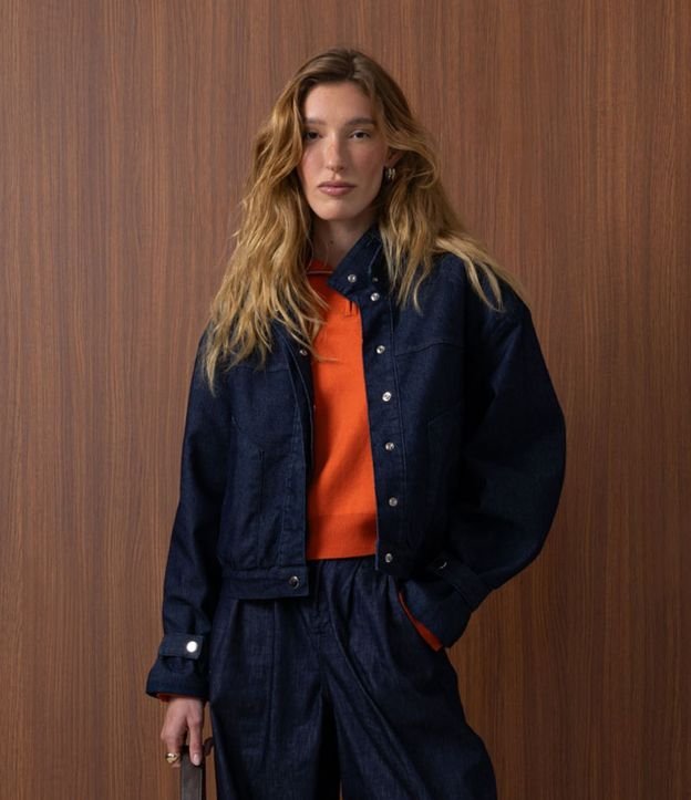 Campera Bomber en Jeans con Bolsillos