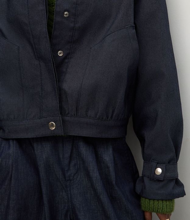 Campera Bomber en Jeans con Bolsillos 4