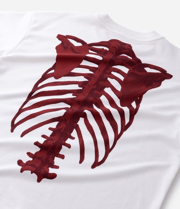 Remera Overboxy en Algodón con Estampado Lettering Brutal y Esqueleto 9