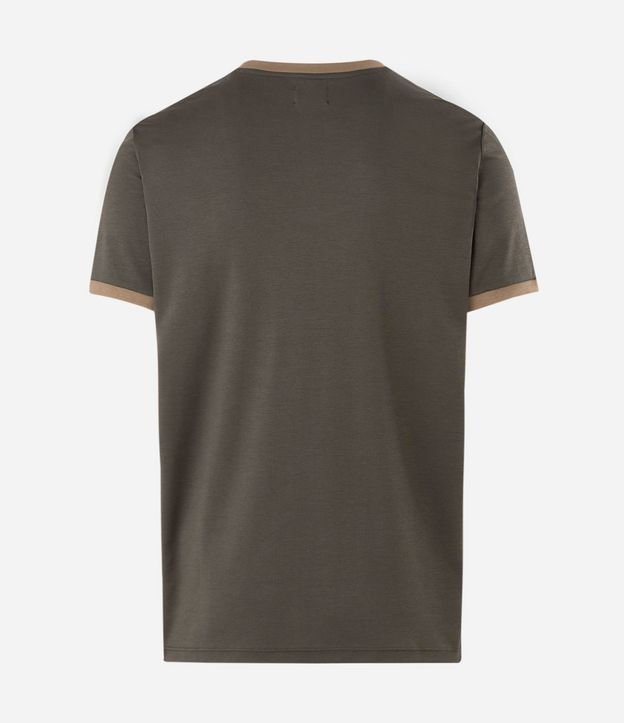 Remera Manga Corta con Cuello Contrastante 5