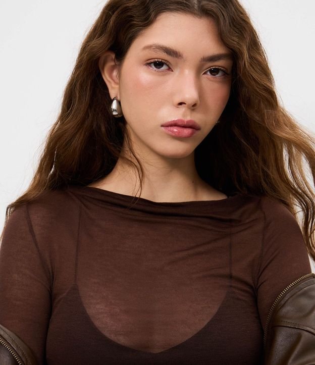 Blusa Manga Larga con Transparencia Sutil 4