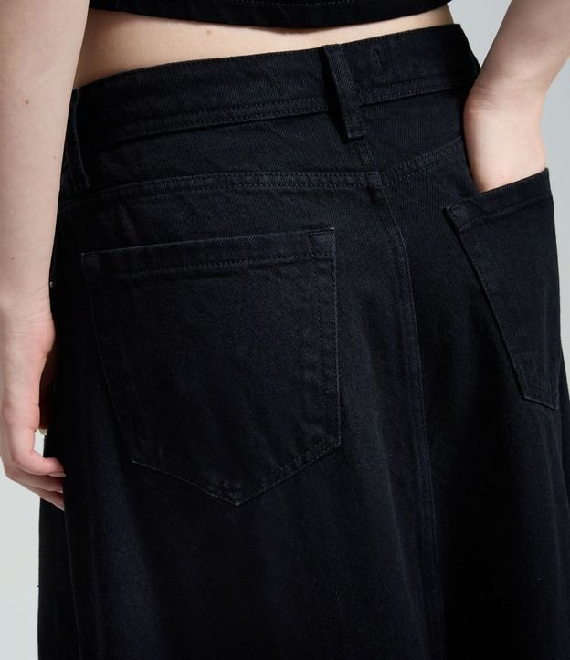 Falda New Midi en Jeans con Ruedo Hilo y Recortes 4