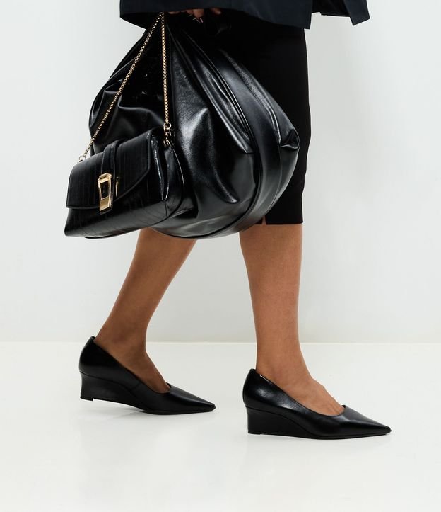 Zapato Tacones Anabela en PU con Punta Fina y Salto Mediano