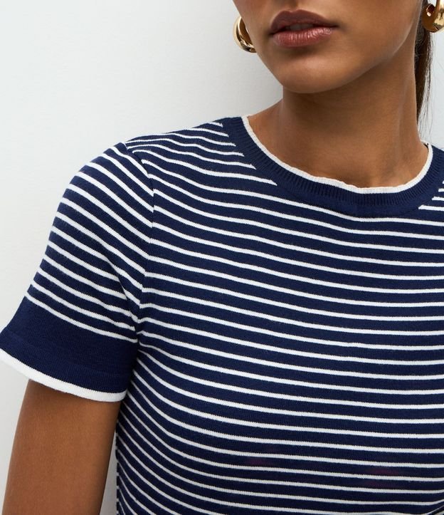 Blusa Regular en Punto con Estampado Rayada 4