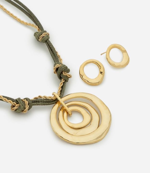 Conjunto de Collar con Nudo y Caravanas con Colgante Redondeado