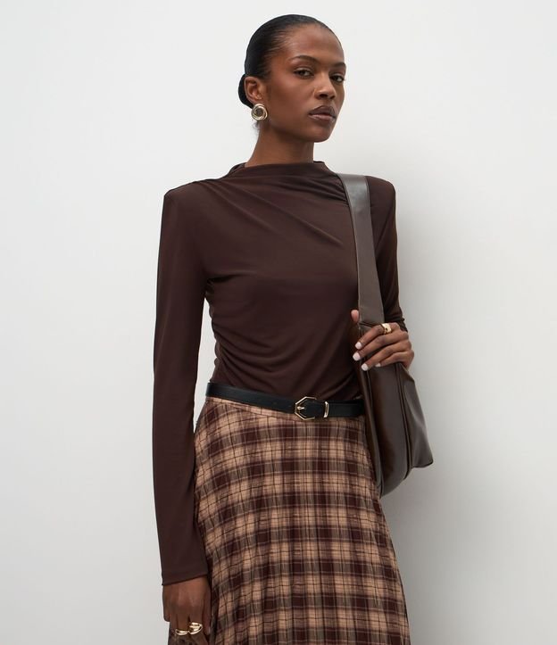 Blusa con Hombreras y Fruncido en los Laterales