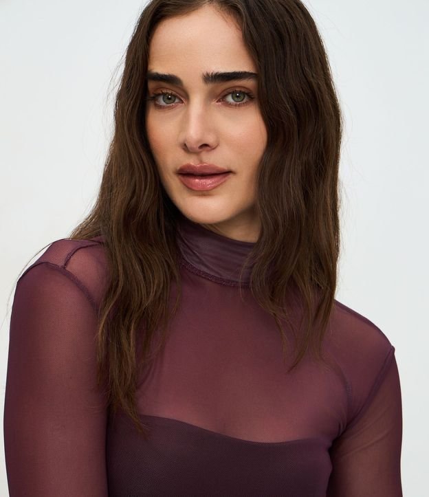 Blusa en Tule con Cuello Alto 3