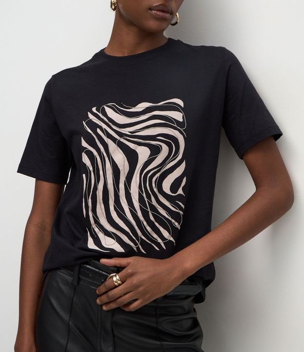 Remera en Algodón con Estampa Abstracta 4