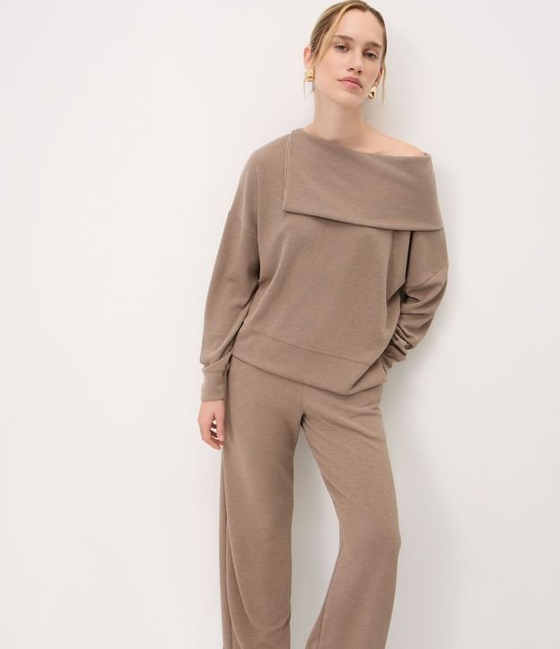 Pantalón Recto en Anarruga con Cintura Elástica y Bolsillos Laterales 2