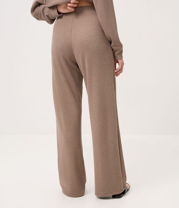 Pantalón Recto en Anarruga con Cintura Elástica y Bolsillos Laterales 5