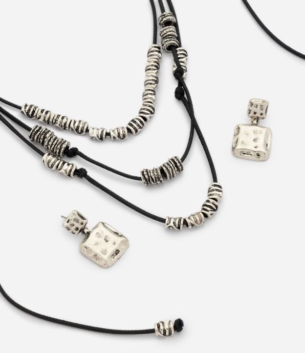 Conjunto de Collar en Hilo Encerado y Caravanas Cuadrados 2