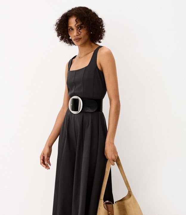Vestido Evasê Midi en Viscosa con Escote Cuadrado y Recortes