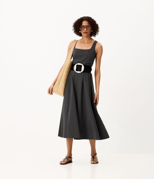 Vestido Evasê Midi en Viscosa con Escote Cuadrado y Recortes 2