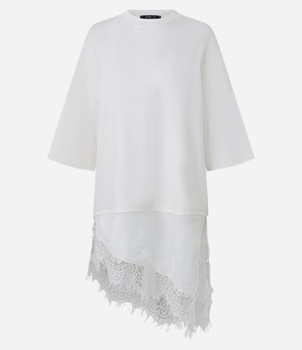 Remera Oversized en Algodón con Encaje Asimétricoen el Ruedo
