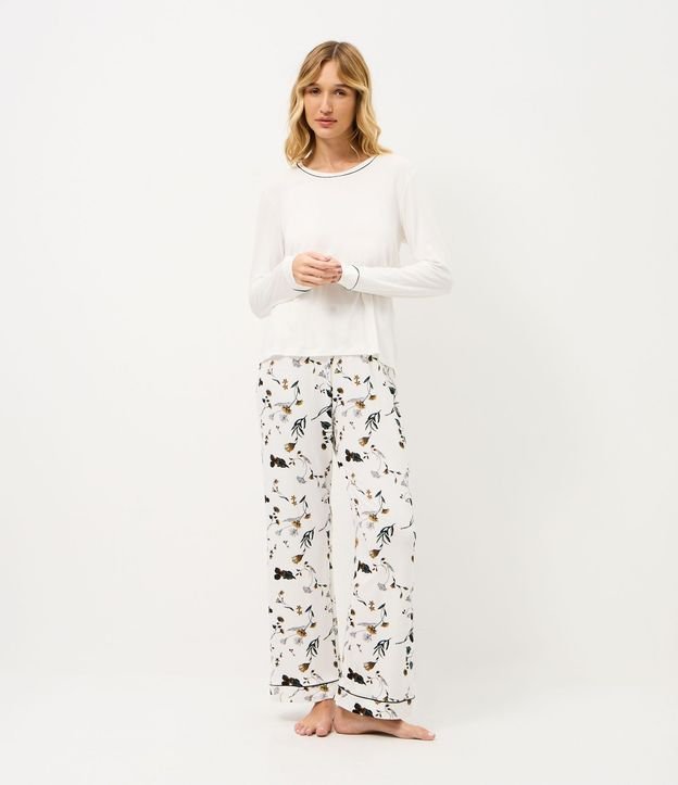 Pijama Largo en Viscolycra con Bies Contrastante y Estampa Floral 1