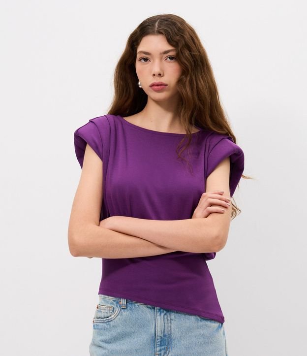 Blusa en Ponto Roma con Hombrera y Canesú