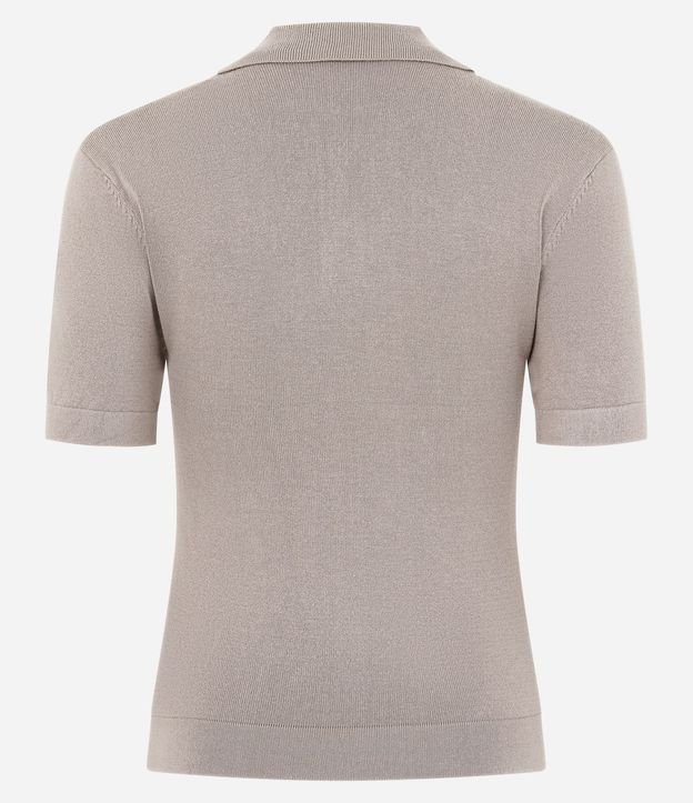 Blusa Polo en Punto con Aplicación de Brillos 7