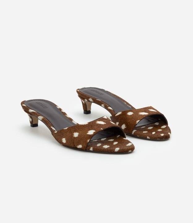 Sandalia Mule en Cuero con Estampado Animal Print 3