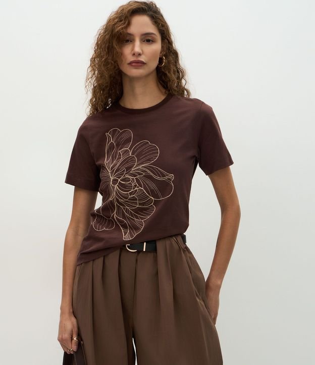 Blusa en Algodón con Bordado de Flor