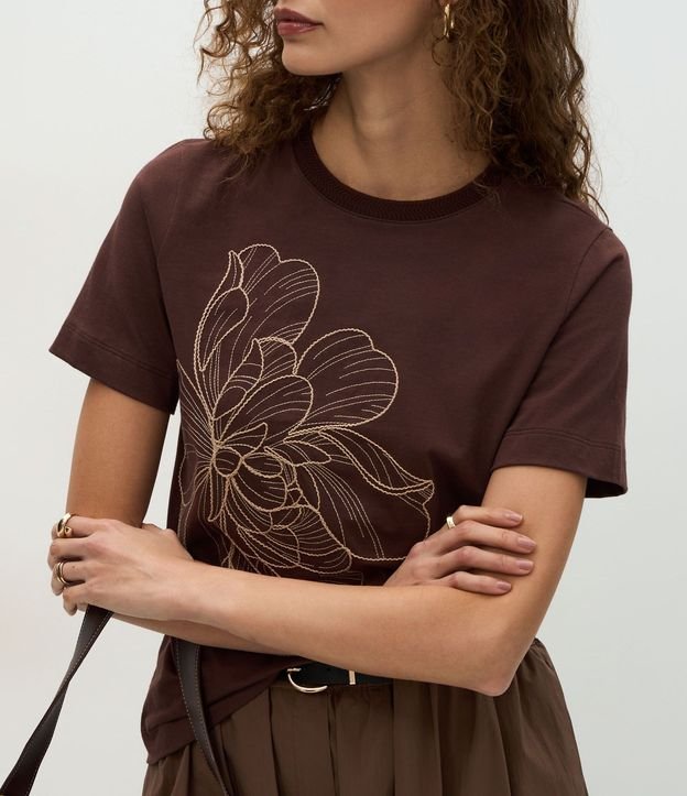 Blusa en Algodón con Bordado de Flor 4